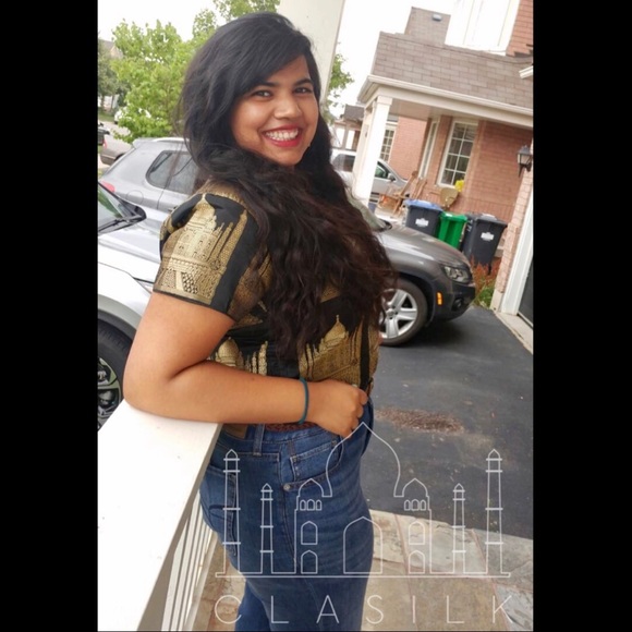 Taj Mahal Crop Top - Picture 4 of 6